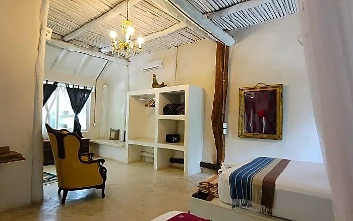 Lamar 3* Tulum